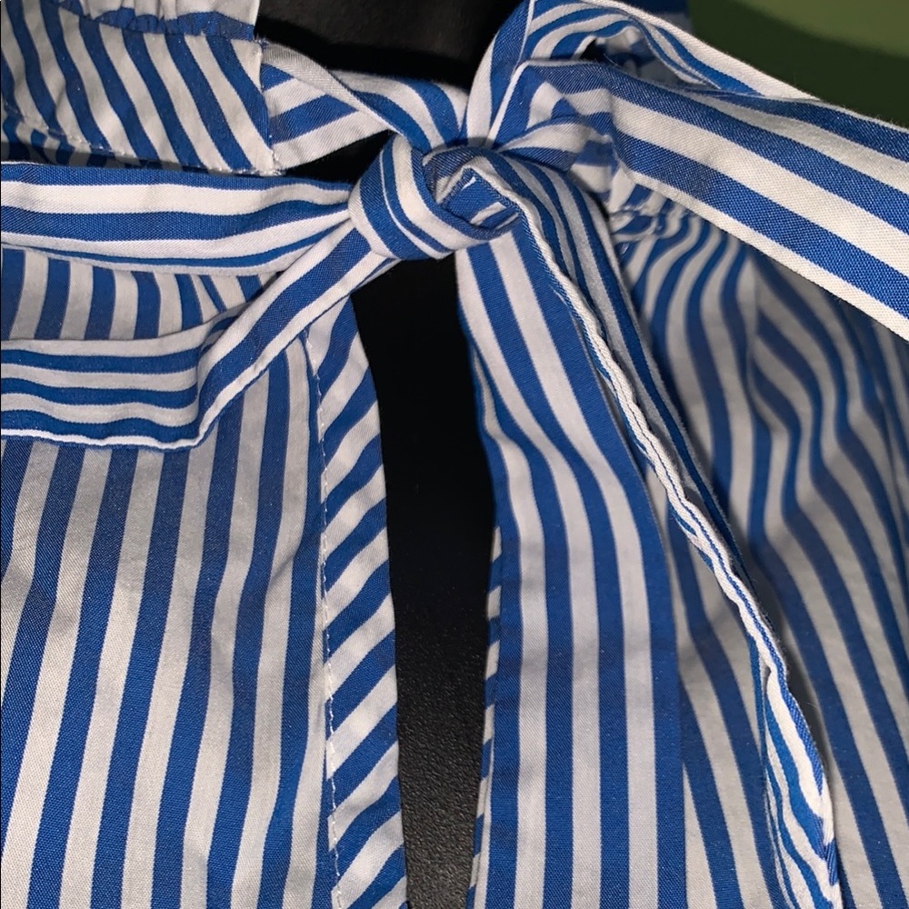 Blue Striped Ruffle Sleeve Top - Picture 4 of 10